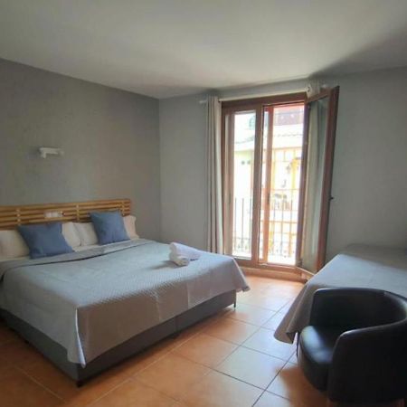 Hotel Acebo Plaza Mayor Jaca Luaran gambar