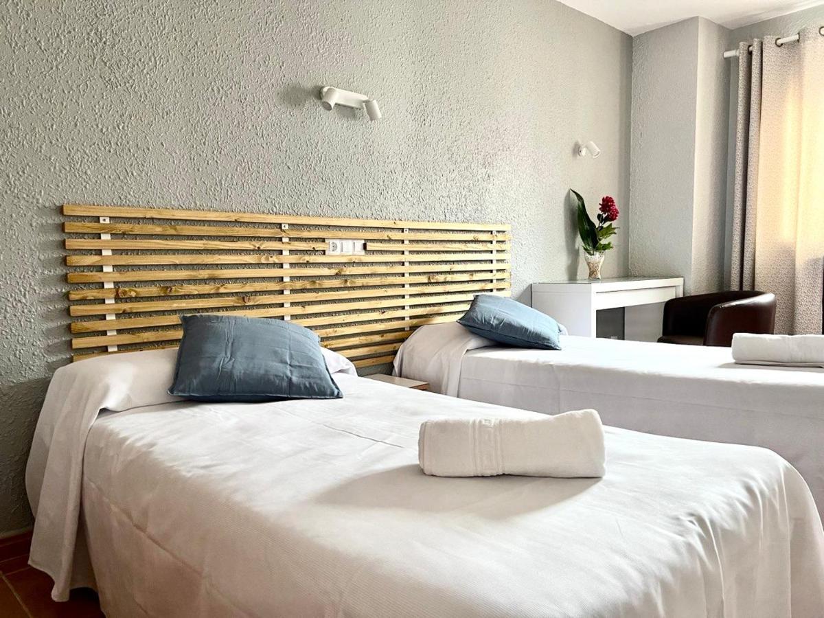 Hotel Acebo Plaza Mayor Jaca Luaran gambar