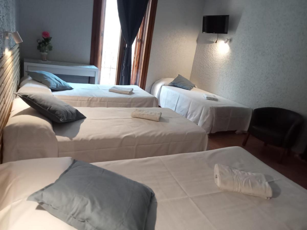 Hotel Acebo Plaza Mayor Jaca Luaran gambar