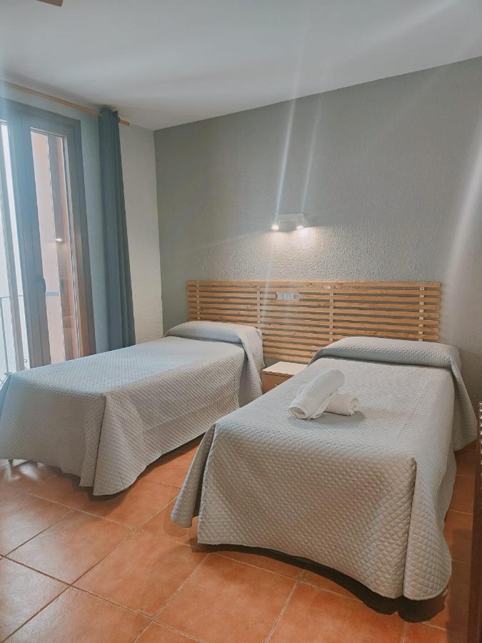 Hotel Acebo Plaza Mayor Jaca Luaran gambar