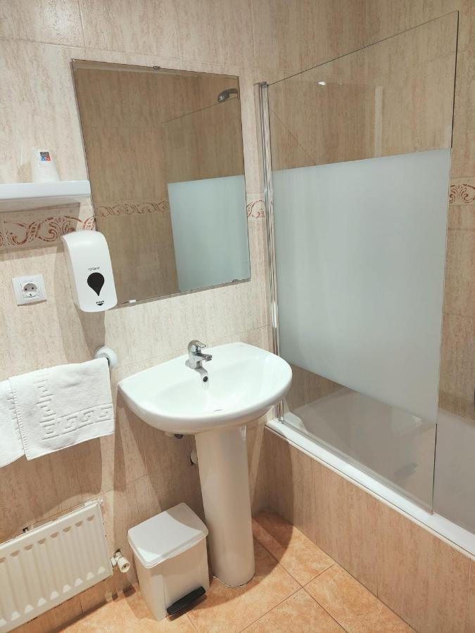 Hotel Acebo Plaza Mayor Jaca Luaran gambar