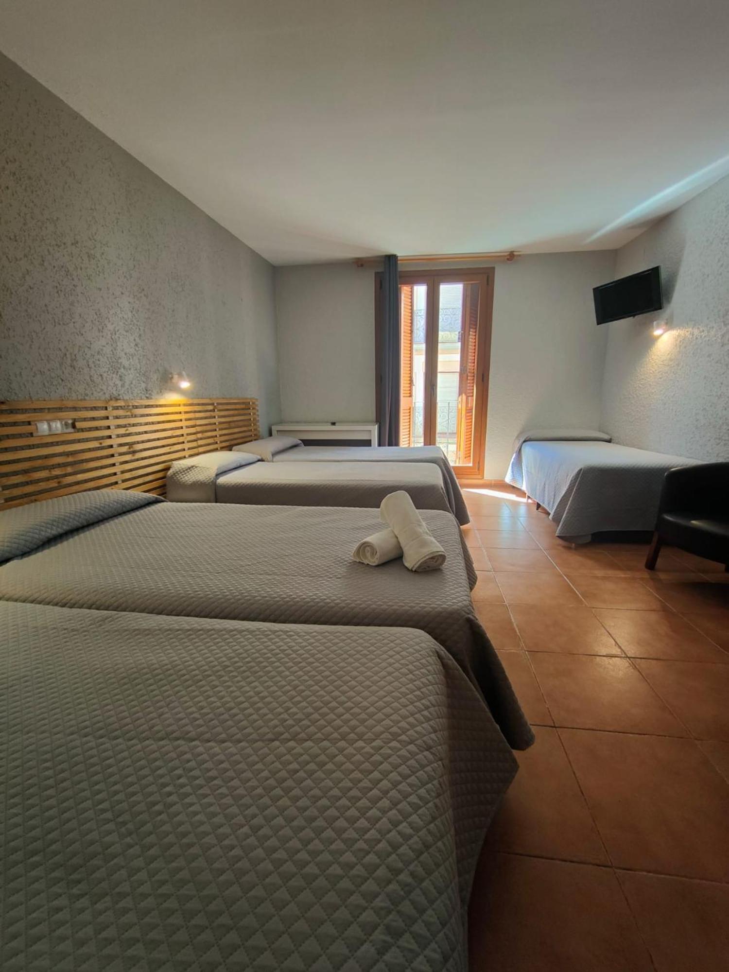 Hotel Acebo Plaza Mayor Jaca Luaran gambar